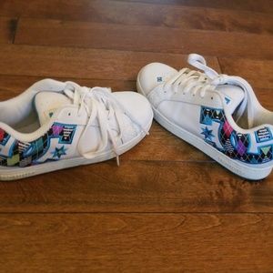 DC Sneakers